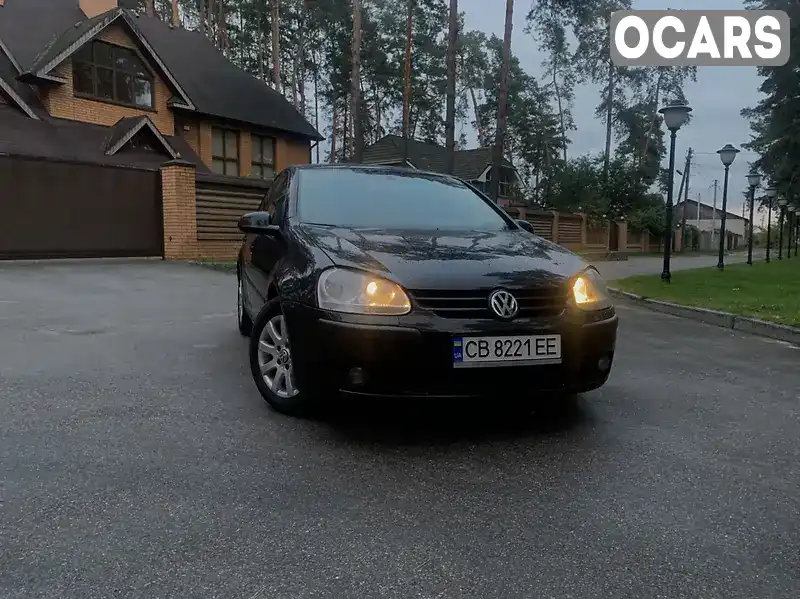 Хетчбек Volkswagen Golf 2004 1.6 л. Ручна / Механіка обл. Чернігівська, Чернігів - Фото 1/13