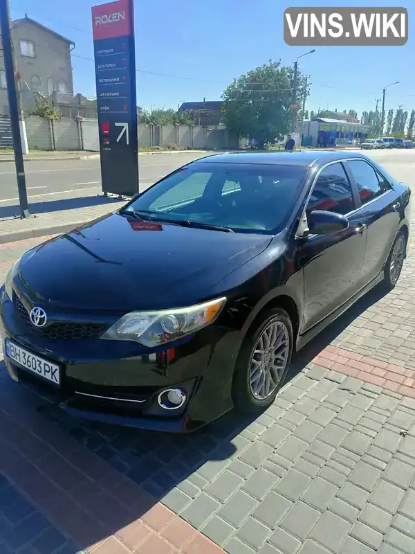 Седан Toyota Camry 2013 2.5 л. Автомат обл. Одеська, Одеса - Фото 1/15