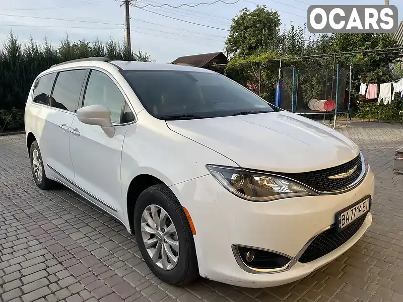 Мінівен Chrysler Pacifica 2017 3.6 л. Автомат обл. Кіровоградська, Благовіщенське (Ульяновка) - Фото 1/11