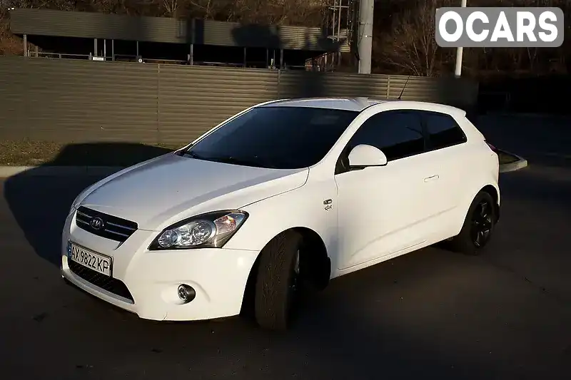 Хетчбек Kia Ceed 2008 1.6 л. Ручна / Механіка обл. Київська, Київ - Фото 1/18