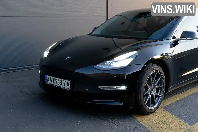 Хетчбек Tesla Model 3 2019 null_content л. Автомат обл. Київська, Київ - Фото 1/15