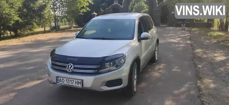 Внедорожник / Кроссовер Volkswagen Tiguan 2012 2 л. Типтроник обл. Закарпатская, Тячев - Фото 1/13