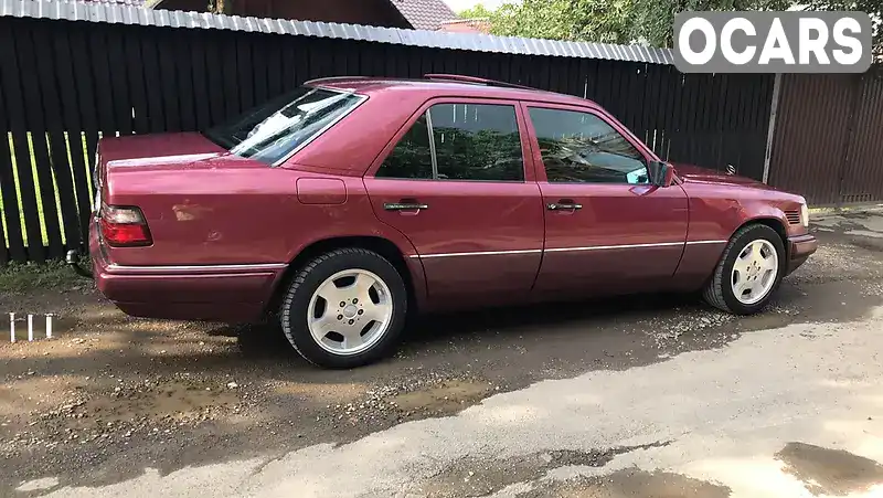 WDB1241201C115560 Mercedes-Benz E-Class 1994 Седан 2.5 л. Фото 3