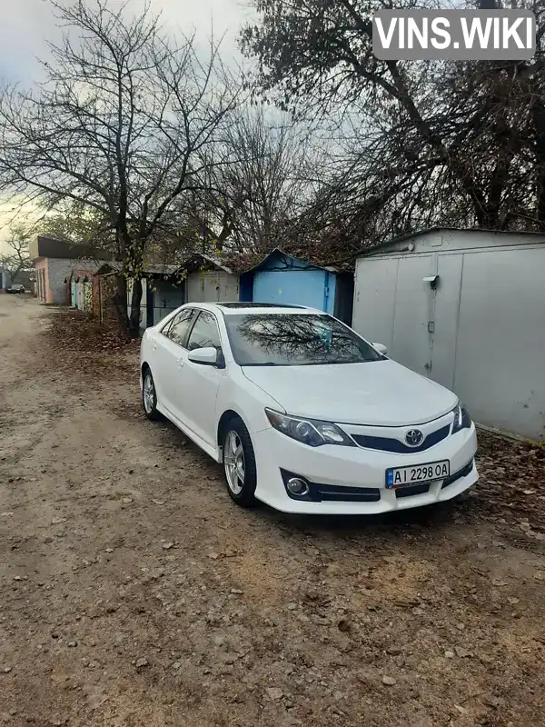 Седан Toyota Camry 2012 2.5 л. Автомат обл. Кировоградская, Александровка - Фото 1/21