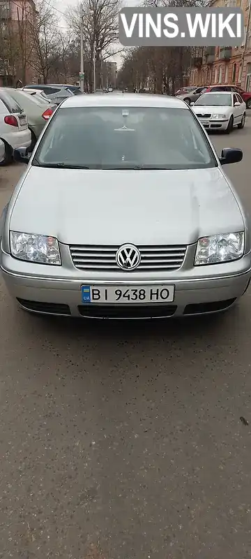 WVWZZZ1JZ4W183258 Volkswagen Bora 2004 Седан 1.6 л. Фото 1