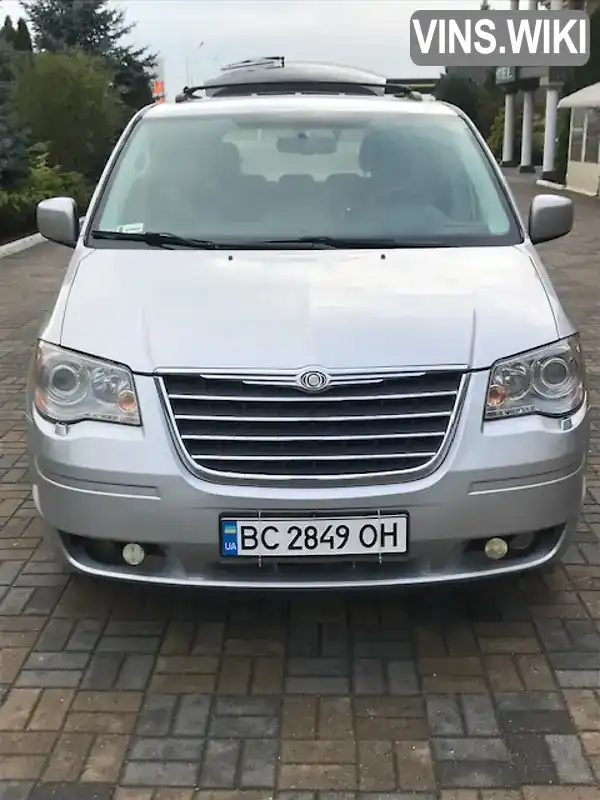 Минивэн Chrysler Grand Voyager 2010 2.8 л. Автомат обл. Львовская, Львов - Фото 1/21