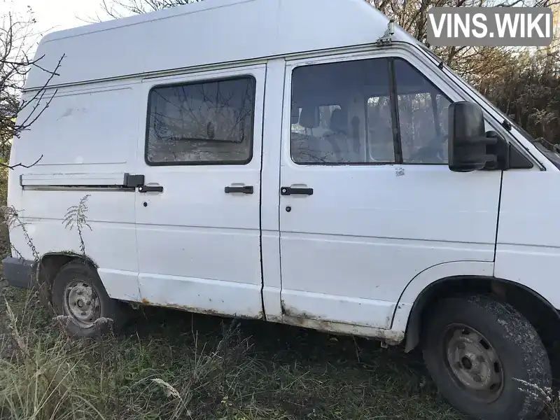 Мінівен Renault Trafic 1998 2.5 л. Ручна / Механіка обл. Волинська, Луцьк - Фото 1/10