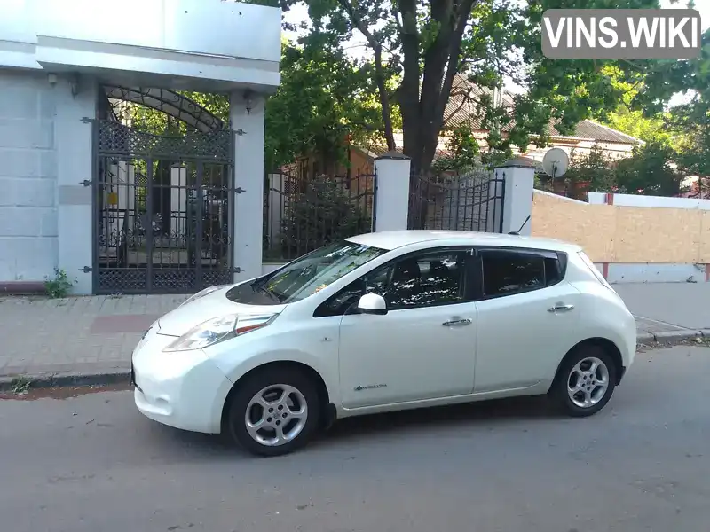 Хетчбек Nissan Leaf 2011 null_content л. обл. Херсонська, Херсон - Фото 1/9