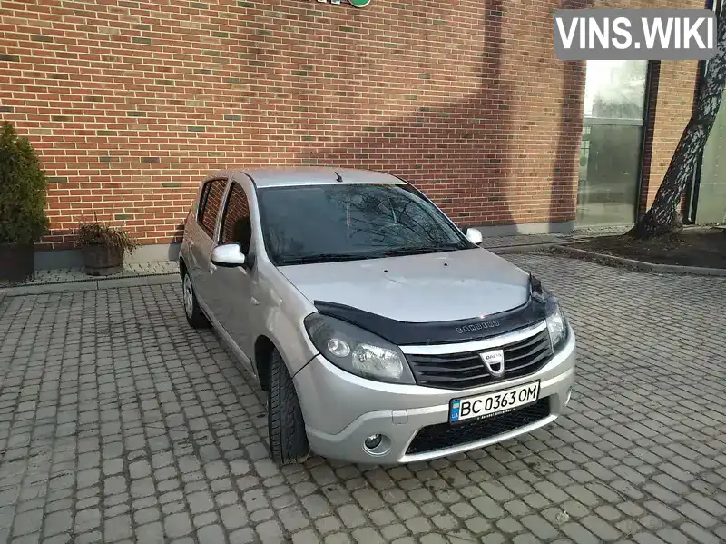 Хетчбек Dacia Sandero 2010 1.4 л. Ручна / Механіка обл. Львівська, Львів - Фото 1/20