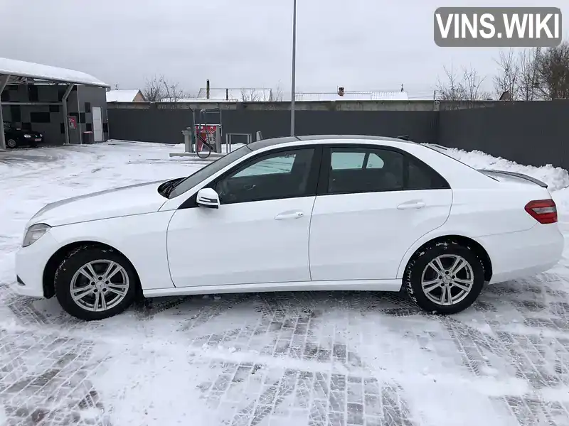 Седан Mercedes-Benz E-Class 2011 2.2 л. Автомат обл. Рівненська, Сарни - Фото 1/21