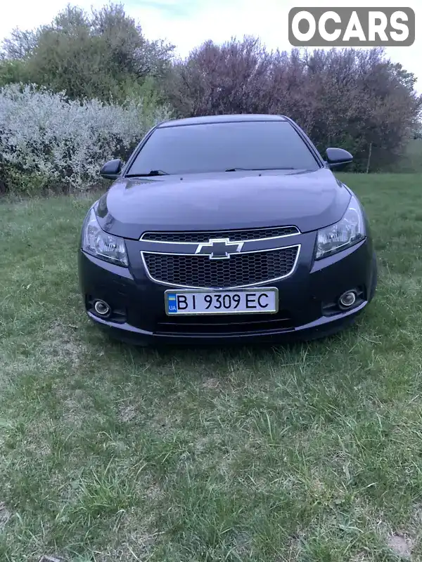 Седан Chevrolet Cruze 2013 1.36 л. Автомат обл. Полтавська, Миргород - Фото 1/16