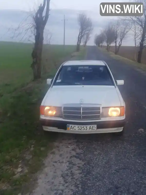 Седан Mercedes-Benz 190 1983 2 л. Ручна / Механіка обл. Волинська, Луцьк - Фото 1/9