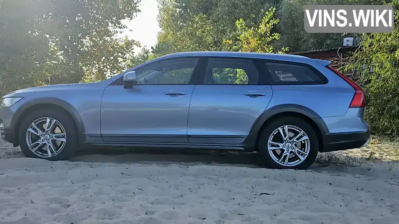 Универсал Volvo V90 Cross Country 2018 2 л. Автомат обл. Черкасская, Черкассы - Фото 1/21