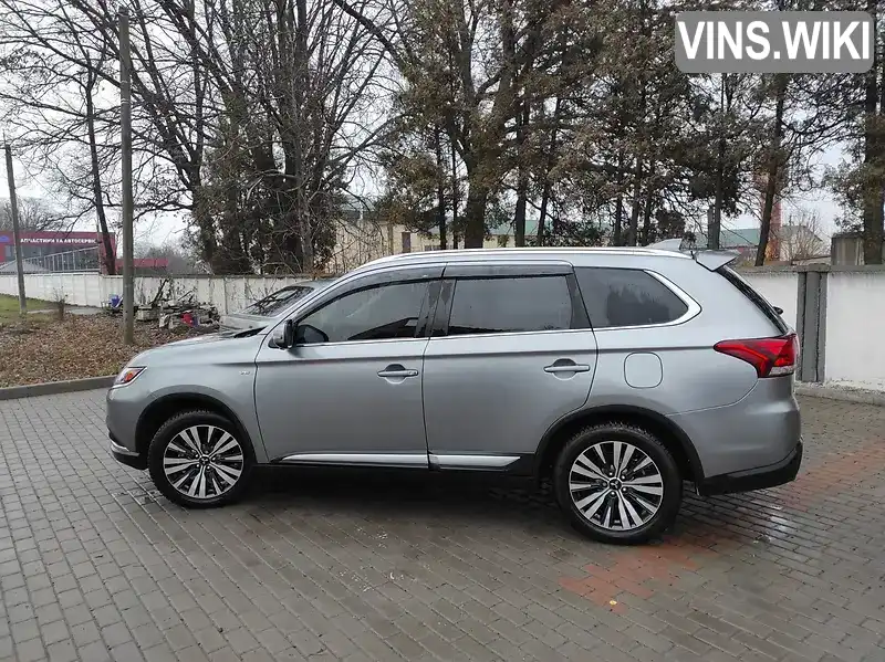 Позашляховик / Кросовер Mitsubishi Outlander 2019 3 л. Автомат обл. Київська, Біла Церква - Фото 1/21