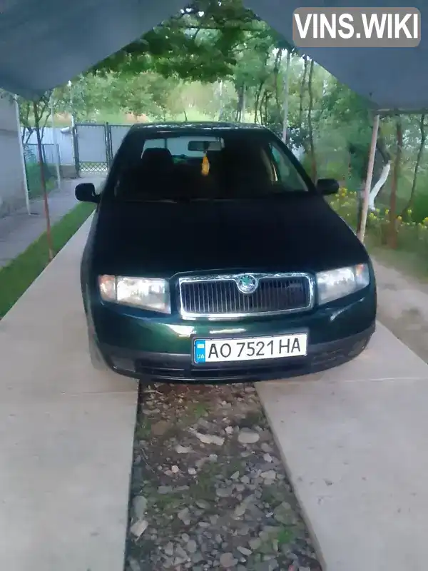 Седан Skoda Fabia 2003 1.4 л. обл. Закарпатська, Ужгород - Фото 1/8