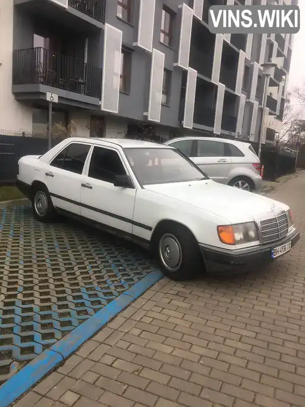 Седан Mercedes-Benz E-Class 1987 2.5 л. Ручна / Механіка обл. Одеська, Одеса - Фото 1/5