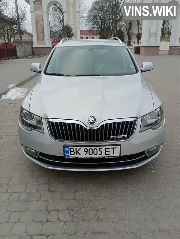 Универсал Skoda Superb 2013 1.6 л. Ручная / Механика обл. Ровенская, Острог - Фото 1/17