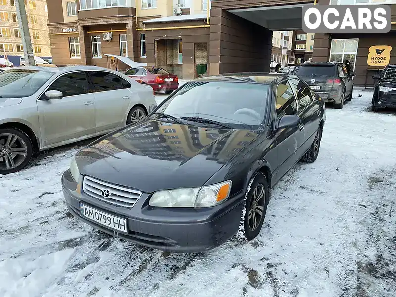 Седан Toyota Camry 2000 2.2 л. Автомат обл. Житомирська, Житомир - Фото 1/9