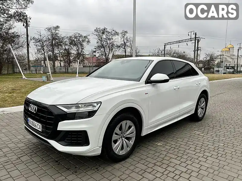 Внедорожник / Кроссовер Audi Q8 2020 3 л. Типтроник обл. Херсонская, Херсон - Фото 1/21