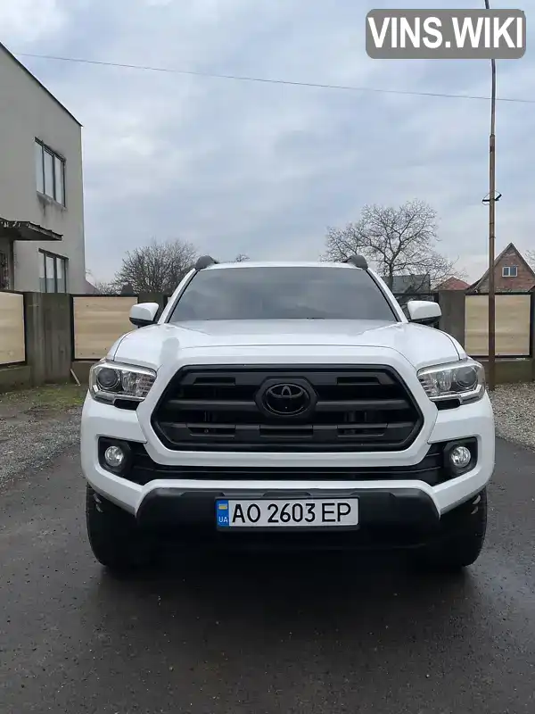 Пикап Toyota Tacoma 2017 2.7 л. Автомат обл. Закарпатская, Тячев - Фото 1/13