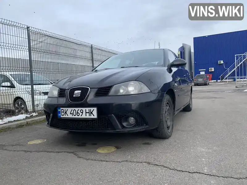 Хэтчбек SEAT Ibiza 2007 1.4 л. Ручная / Механика обл. Ровенская, Ровно - Фото 1/10