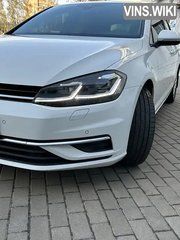 Хетчбек Volkswagen Golf 2017 2 л. Робот обл. Полтавська, Полтава - Фото 1/17