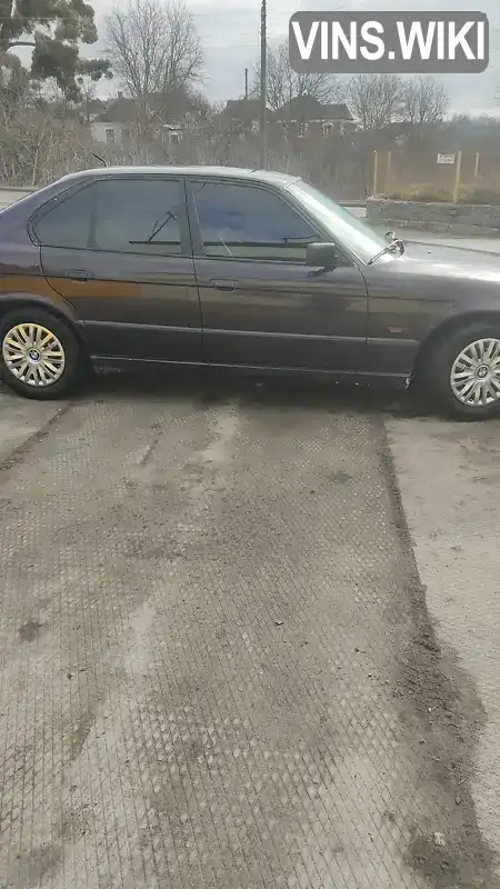 Седан BMW 5 Series 1993 2 л. Ручная / Механика обл. Черкасская, Умань - Фото 1/21