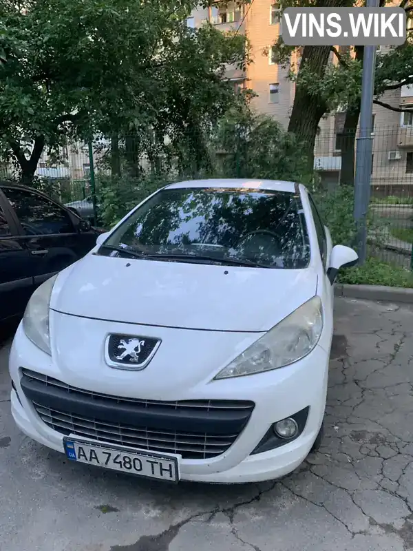 Хэтчбек Peugeot 207 2011 1.4 л. Ручная / Механика обл. Киевская, Киев - Фото 1/9