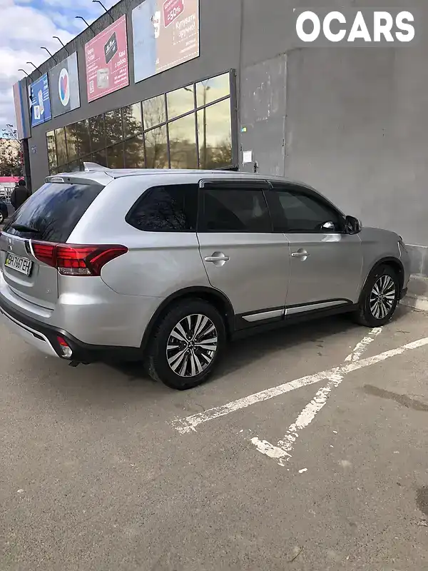 Універсал Mitsubishi Outlander 2019 2.4 л. Варіатор обл. Одеська, Одеса - Фото 1/21