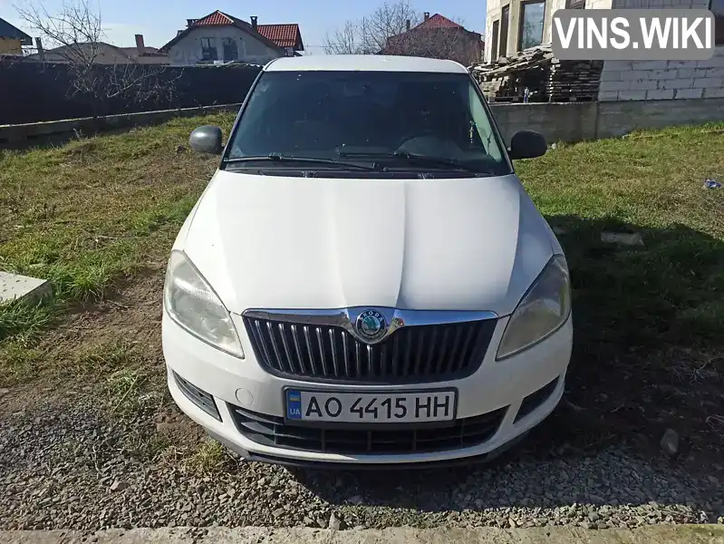 Хетчбек Skoda Fabia 2010 1.6 л. Ручна / Механіка обл. Закарпатська, Ужгород - Фото 1/16