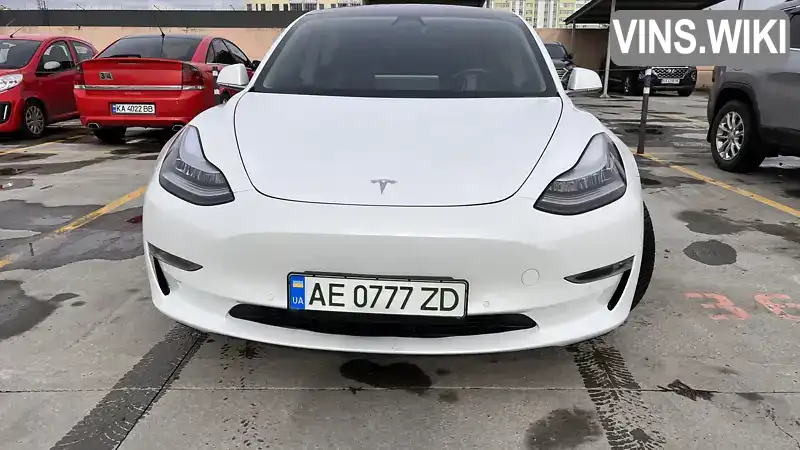 Седан Tesla Model 3 2018 null_content л. Автомат обл. Киевская, Вышневое - Фото 1/20