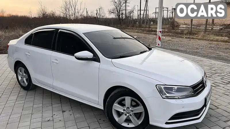 WVWZZZ16ZFM055138 Volkswagen Jetta 2015 Седан 2 л. Фото 2