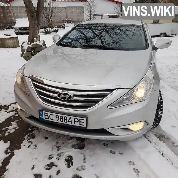 Седан Hyundai Sonata 2013 2 л. Автомат обл. Львовская, Стрый - Фото 1/20