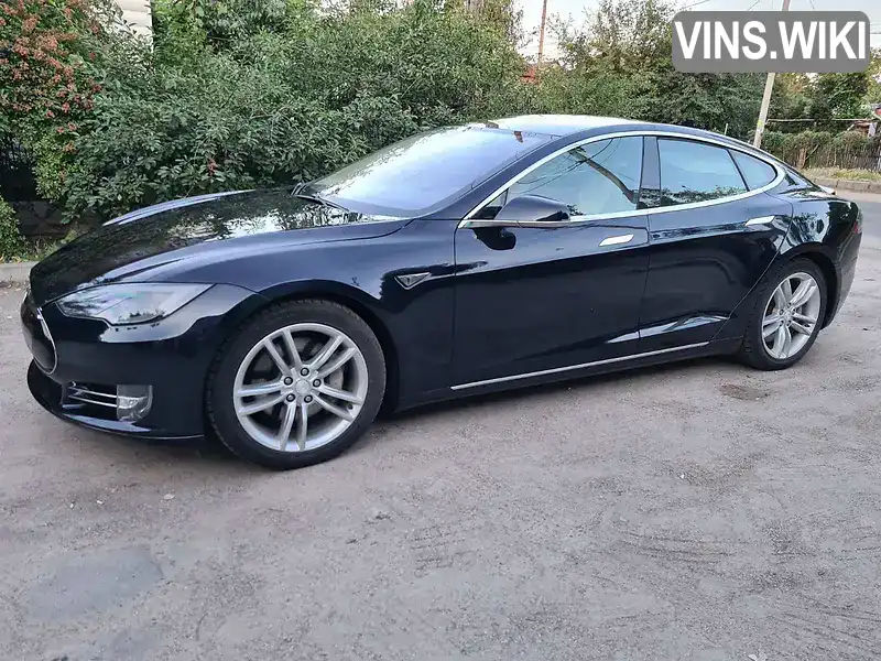 Ліфтбек Tesla Model S 2013 null_content л. Автомат обл. Київська, Київ - Фото 1/18