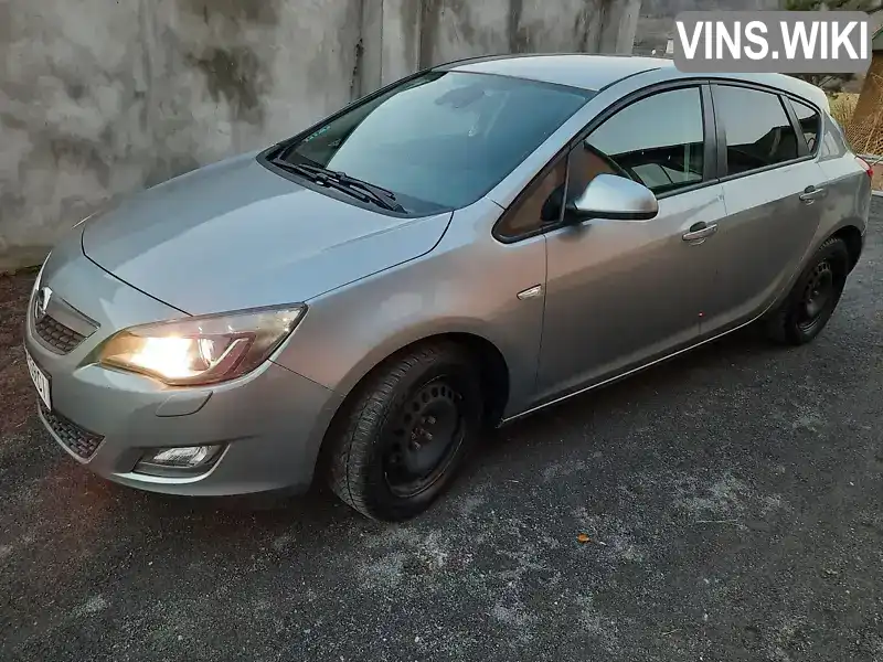 Хетчбек Opel Astra 2010 1.6 л. Ручна / Механіка обл. Закарпатська, Мукачево - Фото 1/5