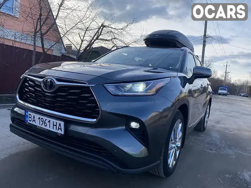 Позашляховик / Кросовер Toyota Highlander 2020 3.5 л. Автомат обл. Київська, Київ - Фото 1/21