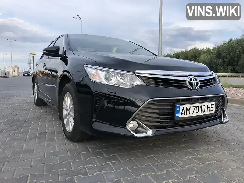 Седан Toyota Camry 2014 2.49 л. Автомат обл. Житомирская, Житомир - Фото 1/10