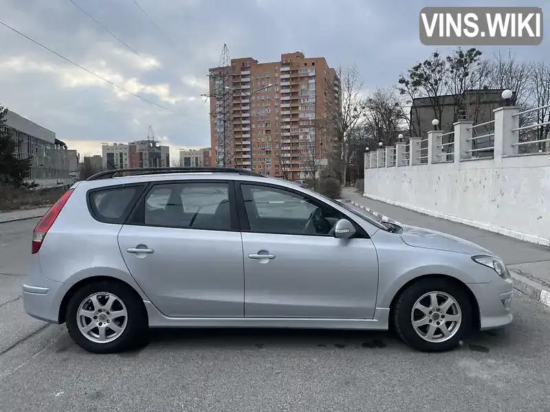 Універсал Hyundai i30 2010 1.6 л. Ручна / Механіка обл. Харківська, Харків - Фото 1/13