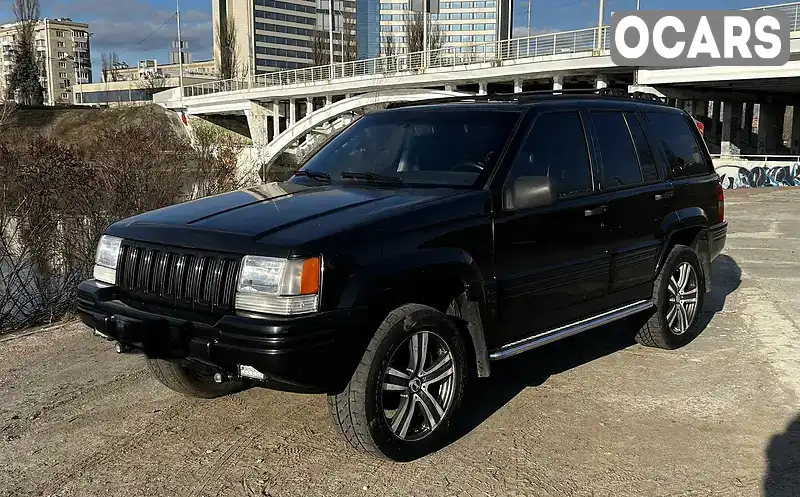 Позашляховик / Кросовер Jeep Grand Cherokee 1997 5.2 л. Автомат обл. Київська, Київ - Фото 1/21