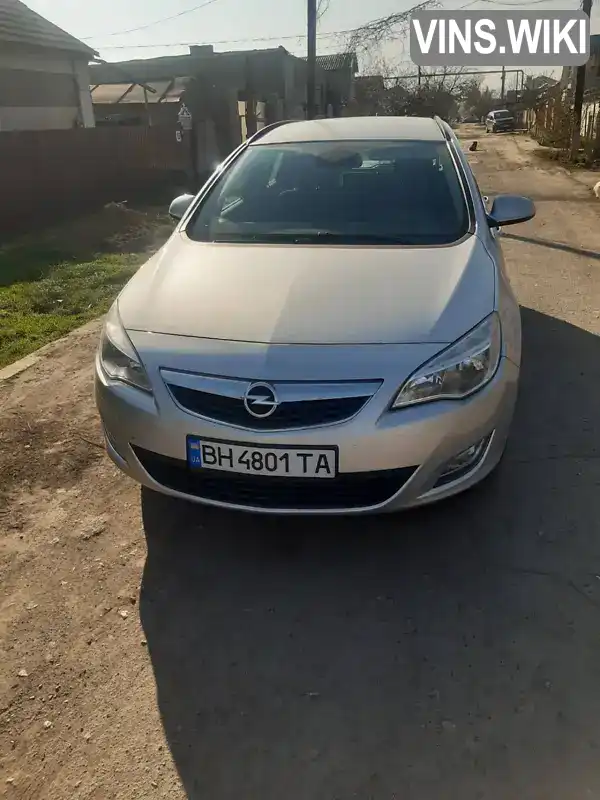 Универсал Opel Astra 2011 1.42 л. Ручная / Механика обл. Одесская, Измаил - Фото 1/9