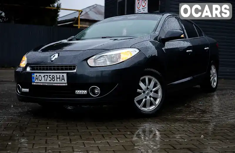 Седан Renault Fluence 2010 1.6 л. Ручная / Механика обл. Закарпатская, Ужгород - Фото 1/21