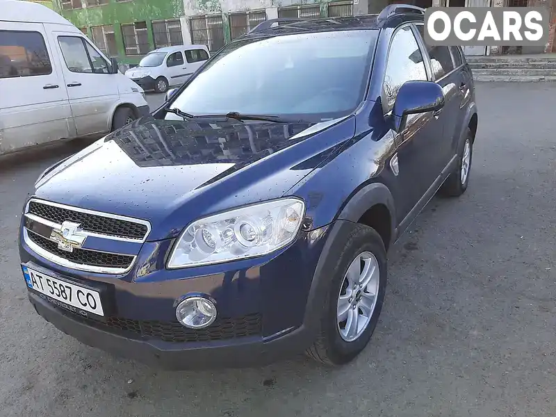 Позашляховик / Кросовер Chevrolet Captiva 2010 2.4 л. Ручна / Механіка обл. Івано-Франківська, Івано-Франківськ - Фото 1/9