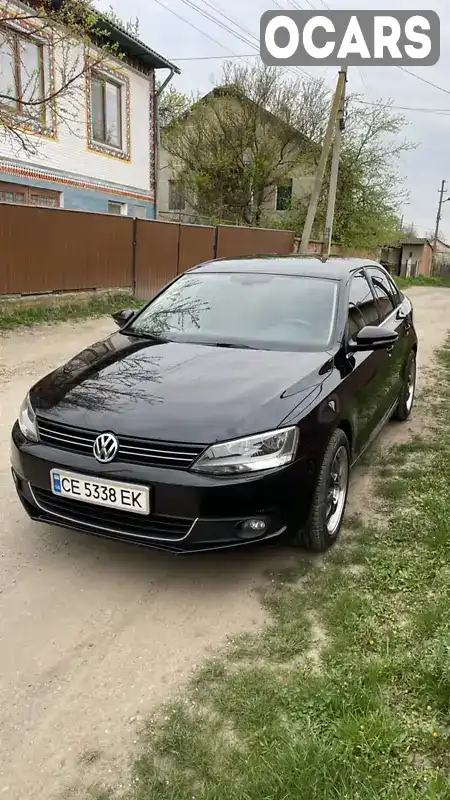 Седан Volkswagen Jetta 2011 1.6 л. Автомат обл. Чернівецька, Заставна - Фото 1/21