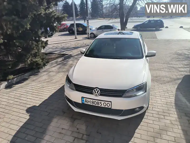 Седан Volkswagen Jetta 2012 2 л. Ручна / Механіка обл. Донецька, Добропілля - Фото 1/9