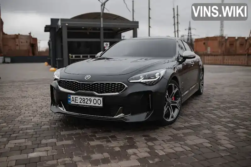 KNAE751CBJS001275 Kia Stinger 2017 Лифтбек 3.3 л. Фото 8