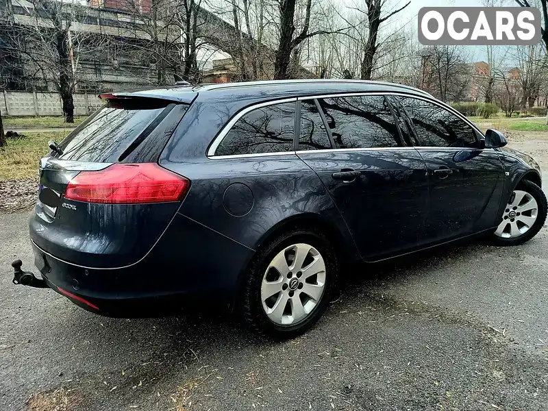 Універсал Opel Insignia 2011 2 л. Ручна / Механіка обл. Харківська, Харків - Фото 1/21