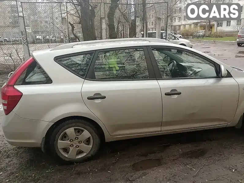 Універсал Kia Ceed 2008 2 л. Ручна / Механіка обл. Житомирська, Житомир - Фото 1/21