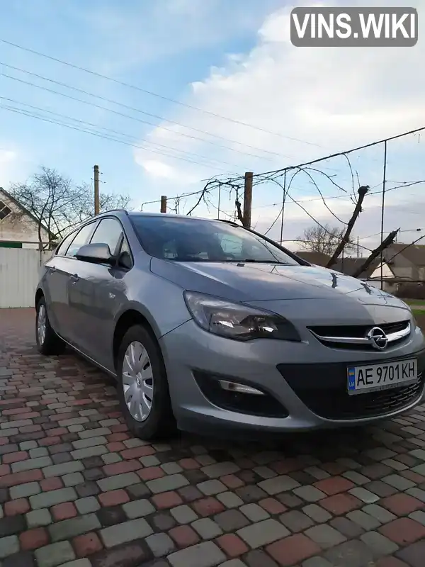 Універсал Opel Astra 2014 1.6 л. Ручна / Механіка обл. Дніпропетровська, Новомосковськ - Фото 1/21