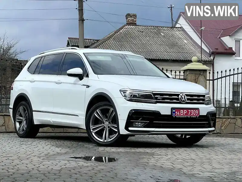 Позашляховик / Кросовер Volkswagen Tiguan 2018 2 л. Автомат обл. Хмельницька, Кам'янець-Подільський - Фото 1/21