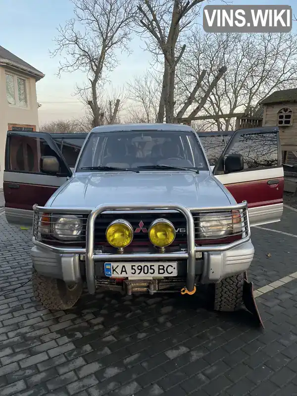 Внедорожник / Кроссовер Mitsubishi Pajero 1993 3 л. Ручная / Механика обл. Киевская, Киев - Фото 1/21